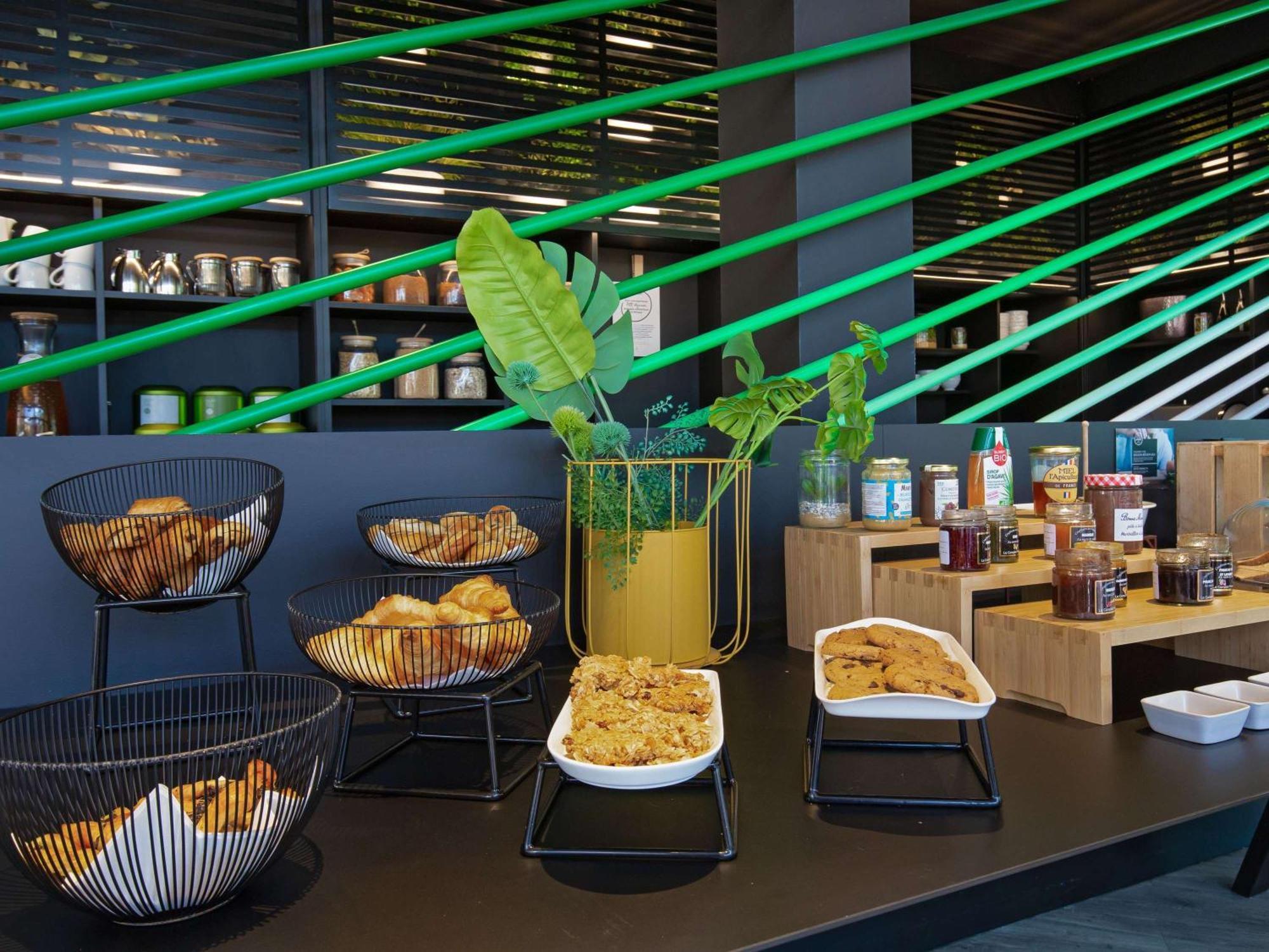 Mercure Hyeres Centre Cote D'Azur Buitenkant foto