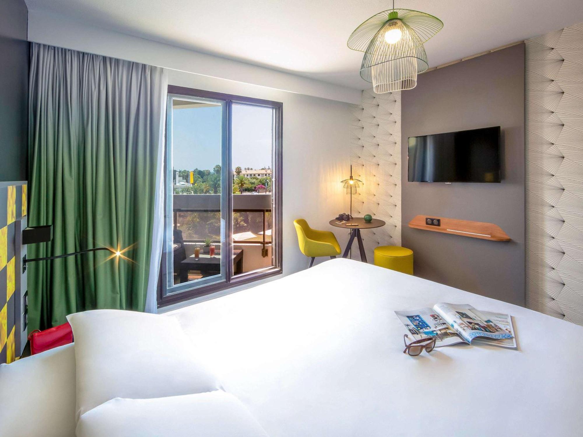 Mercure Hyeres Centre Cote D'Azur Buitenkant foto