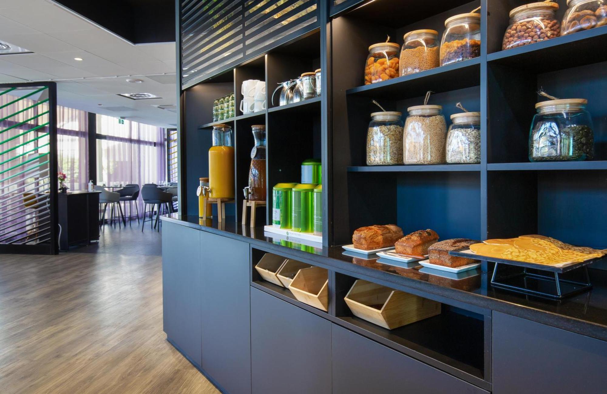 Mercure Hyeres Centre Cote D'Azur Buitenkant foto